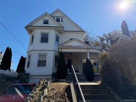 610 Palisade Ave in Yonkers, NY - Building Photo