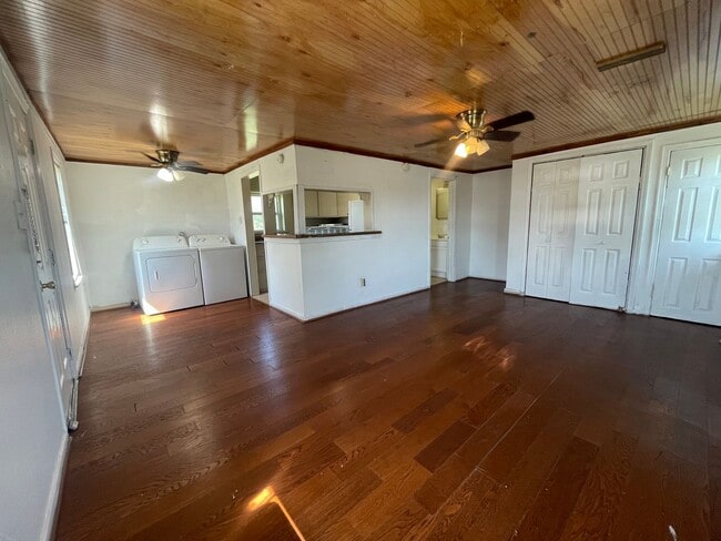 property at 2826 Pine St