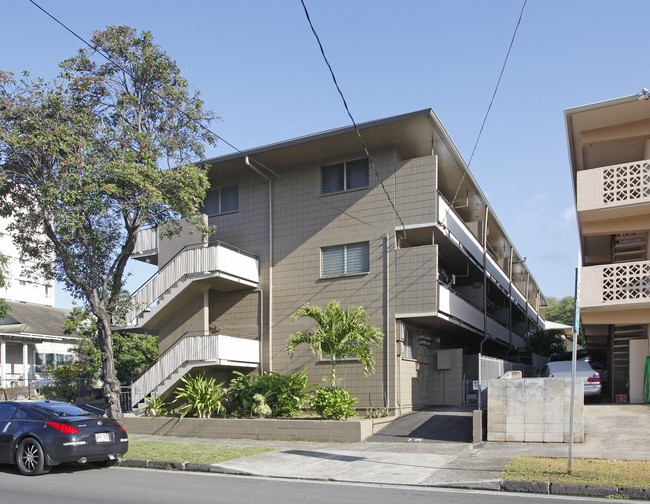 1710 Young St in Honolulu, HI - Building Photo - Building Photo