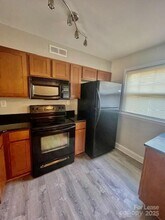1201 Green Oaks Ln in Charlotte, NC - Building Photo - Building Photo