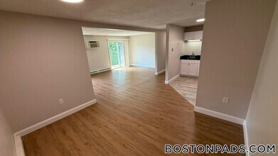 310 Thompson Rd in Webster, MA - Building Photo - Building Photo
