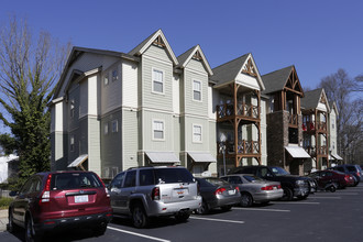 Crawford Falls Apartments in Clemson, SC - Building Photo - Building Photo