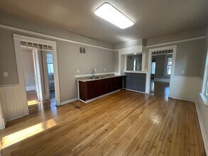 2655-55A N 24th St-Unit -2655 in Milwaukee, WI - Building Photo - Building Photo