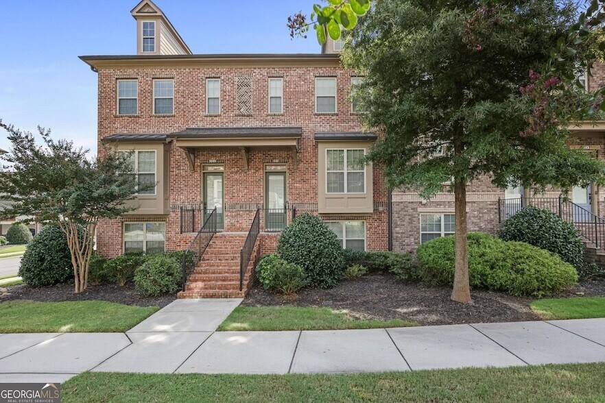 1097 Township Square in Alpharetta, GA - Building Photo