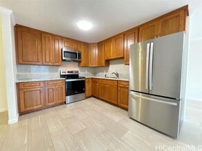 3043 Gulston St in Honolulu, HI - Building Photo - Building Photo