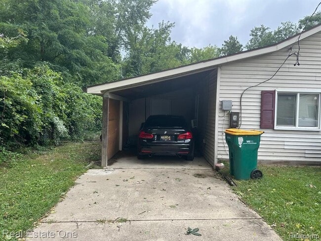 29952 Eldred St in Farmington Hills, MI - Building Photo - Building Photo