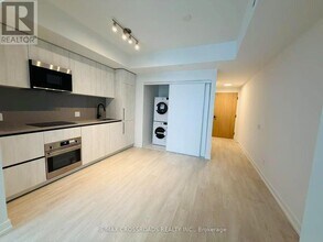 35 Parliament St in Toronto, ON - Building Photo - Building Photo