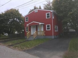 14 Lakewood St in Providence, RI - Building Photo