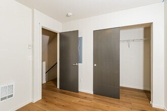 5962 36th Ave S in Seattle, WA - Building Photo - Building Photo