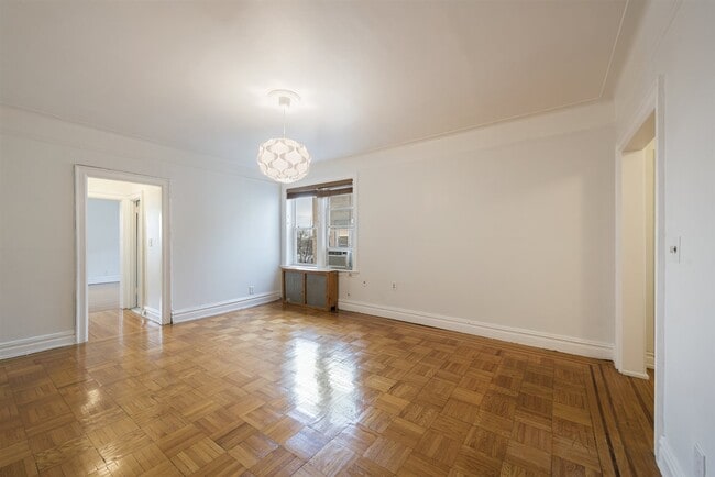 63 Sherman Pl in Jersey City, NJ - Building Photo - Building Photo