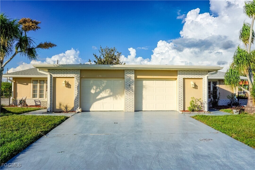 6014 Deming Ave in North Port, FL - Building Photo
