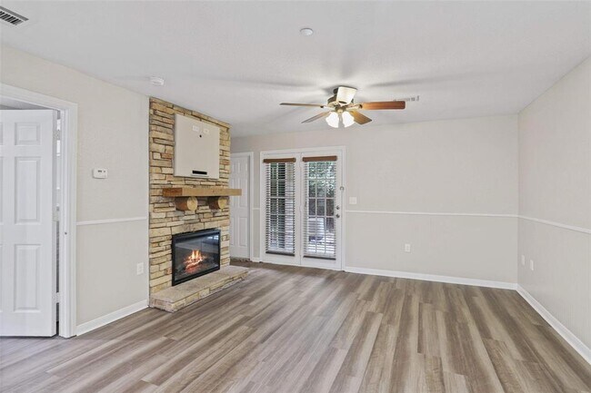 5000 League Line Rd in Conroe, TX - Building Photo - Building Photo