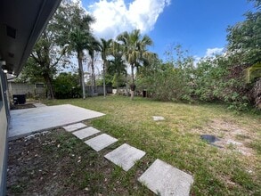 4265 Narcissus Ave in Lake Worth Beach, FL - Building Photo - Building Photo