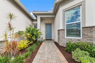 9891 SW Legacy Dr, Unit 1128 in Stuart, FL - Foto de edificio - Building Photo
