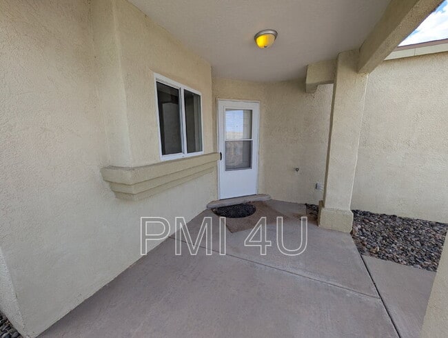 1160 Sand Dune Rd NE in Rio Rancho, NM - Building Photo - Building Photo