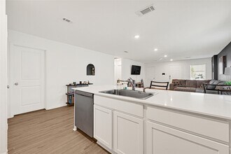 22326 Mountain Pne Dr in New Caney, TX - Building Photo - Building Photo