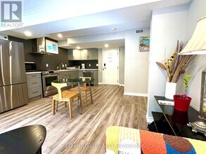 566 Bartleman Terrace in Milton, ON - Building Photo - Building Photo