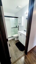 202 Highbury Dr in Elgin, IL - Building Photo - Building Photo