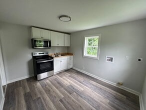 331 Wheeler Ave in High Point, NC - Building Photo - Building Photo