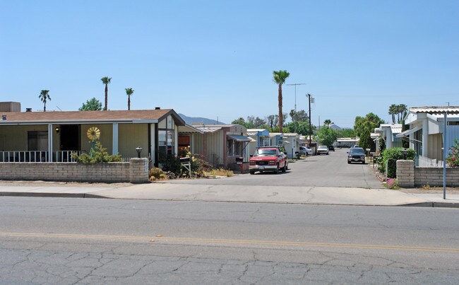 Las Casitas Mobile Park in San Jacinto, CA - Building Photo - Building Photo