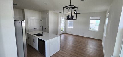 2027 Peel Ave in Orlando, FL - Building Photo - Building Photo