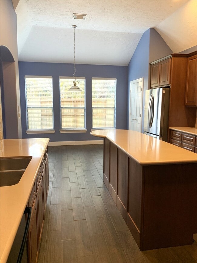 property at 2611 Summer Rain Dr