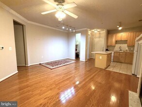 9480 Virginia Center Blvd in Vienna, VA - Building Photo - Building Photo