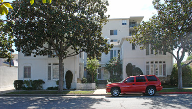 9322 Gregory Way in Beverly Hills, CA - Building Photo - Building Photo