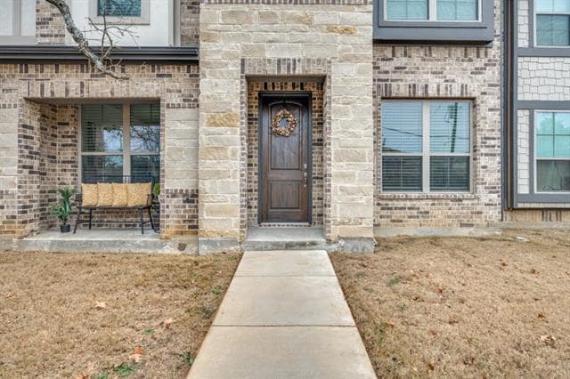 4226 Swinley Frst Dr