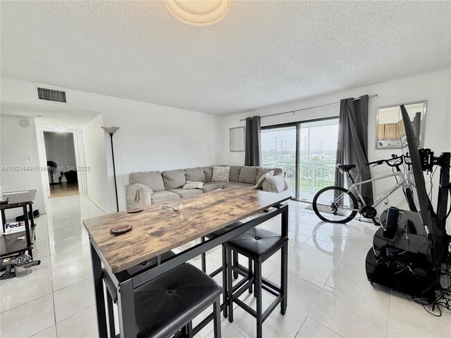 property at 505 S Pine Island Rd