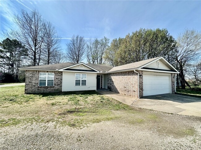 639 E Hwy 264 in Springdale, AR - Building Photo - Building Photo