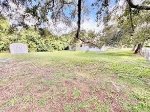 215 Eldorado Dr in Debary, FL - Foto de edificio - Building Photo