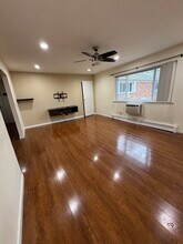 180 Littleton Rd, Unit 120 in Parsippany, NJ - Building Photo - Building Photo