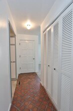 1118 S Abbey Cir in Boise, ID - Building Photo - Building Photo