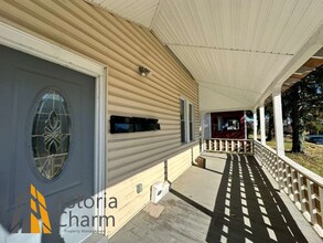 3004 Clifton Ave in Baltimore, MD - Building Photo - Building Photo