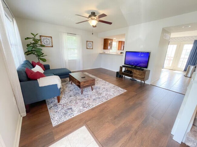 1698 W Sunstone Dr in Bloomington, IN - Building Photo - Building Photo