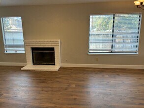 390 Robinwood Ave in Oakley, CA - Building Photo - Building Photo