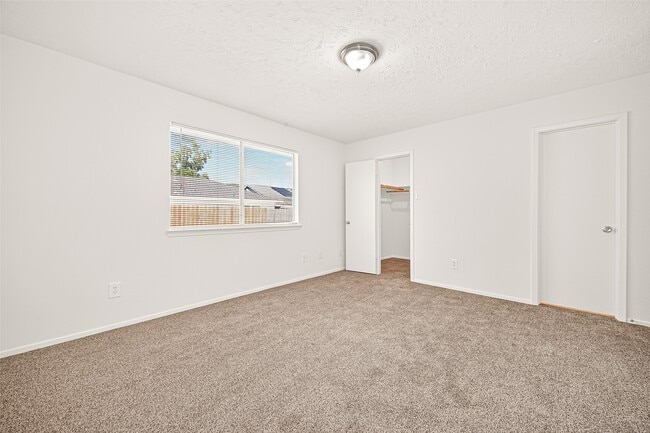 property at 7107 Gettysburg Dr