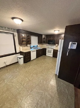 683 Station Rd in Amherst, MA - Building Photo - Building Photo