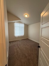 1939 Mantle Wy in Tooele, UT - Building Photo - Building Photo