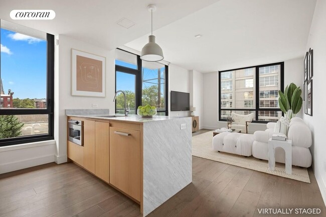 50 Greenpoint Ave in Brooklyn, NY - Building Photo - Building Photo