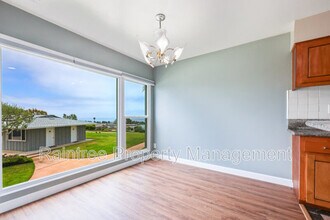 620 W Solana Cir in Solana Beach, CA - Building Photo - Building Photo