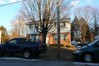 22-32 Knickerbocker St in Ballston Spa, NY - Building Photo - Building Photo