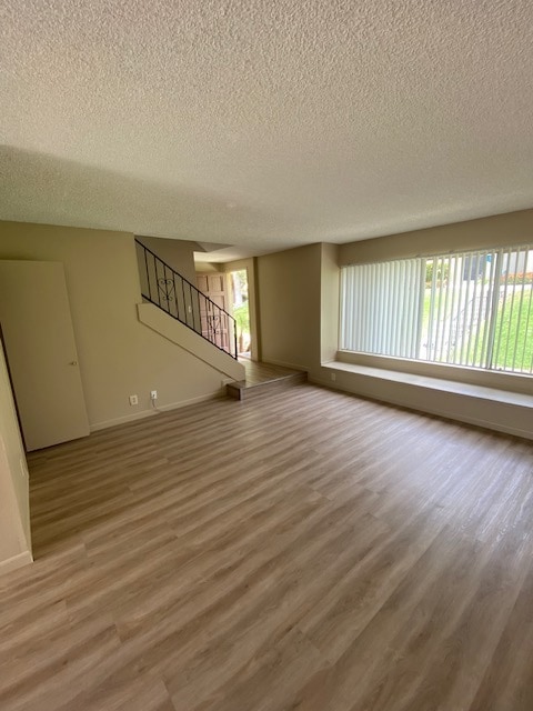 7327 Unicorn Cir in Ventura, CA - Building Photo - Building Photo