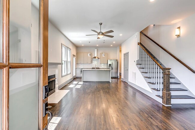 1406B Holly St in Nashville, TN - Building Photo - Building Photo