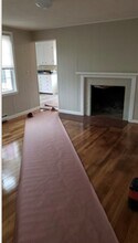 338 Newport Ave, Unit 2 in Attleboro, MA - Building Photo - Building Photo