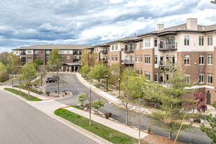 West Oak Condominiums Apartments