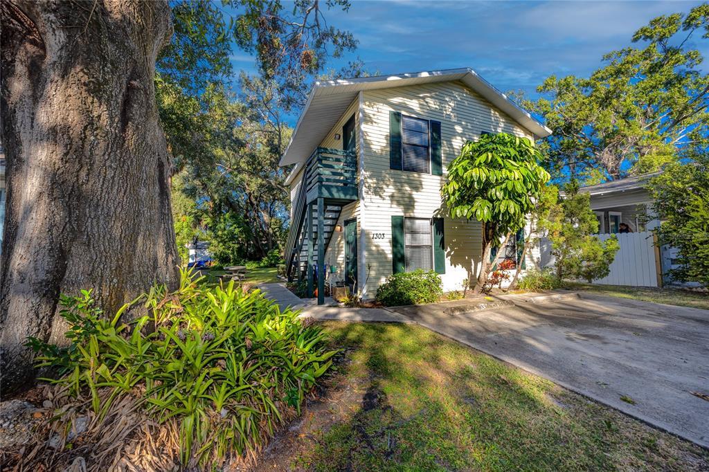 1303 S Moody Ave in Tampa, FL - Building Photo