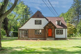 835 N Main St in Killingly, CT - Building Photo - Building Photo