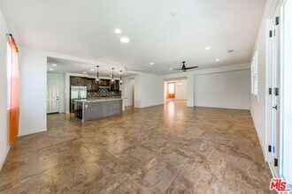 22379 Driftwood Ct in Santa Clarita, CA - Building Photo - Building Photo